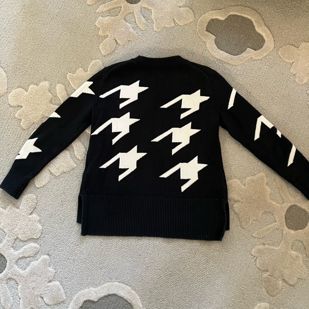 Dark navy and white sweater